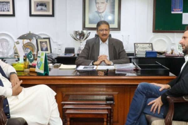Shahid Afridi, meets, PCB chief, Zaka Ashraf, Lahore