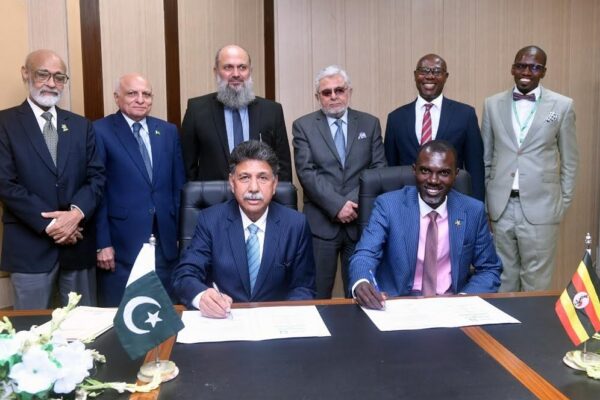 EFP and FUE sign agreement