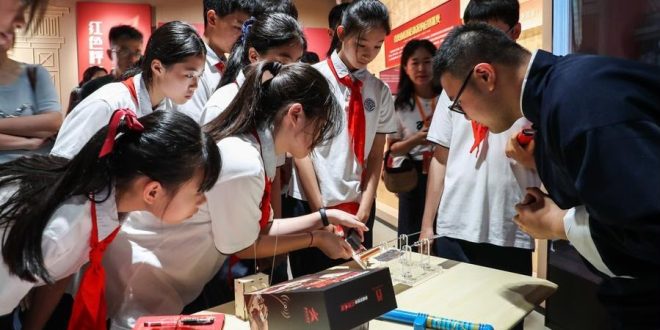 Iraqi Scholar Credits CPC's People-Centered Approach for China's Rise