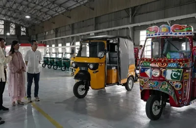 Pakistan’s Sazgar Opens Three-Wheeler Manufacturing Plant in Philippines